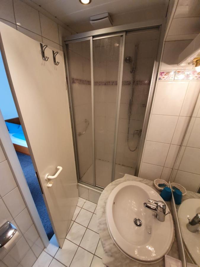 Hotel Pension Loose Borkum Exteriör bild
